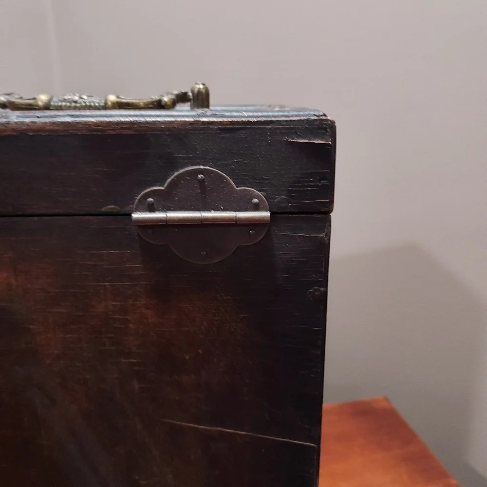 Vintage Wine Holder